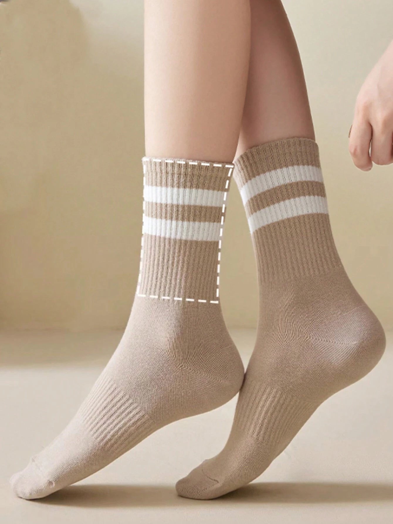 6 Pairs Women's Striped Breathable Casual Business Sports Running Cycling Versatile Fashionable Student Mid-Calf Socks