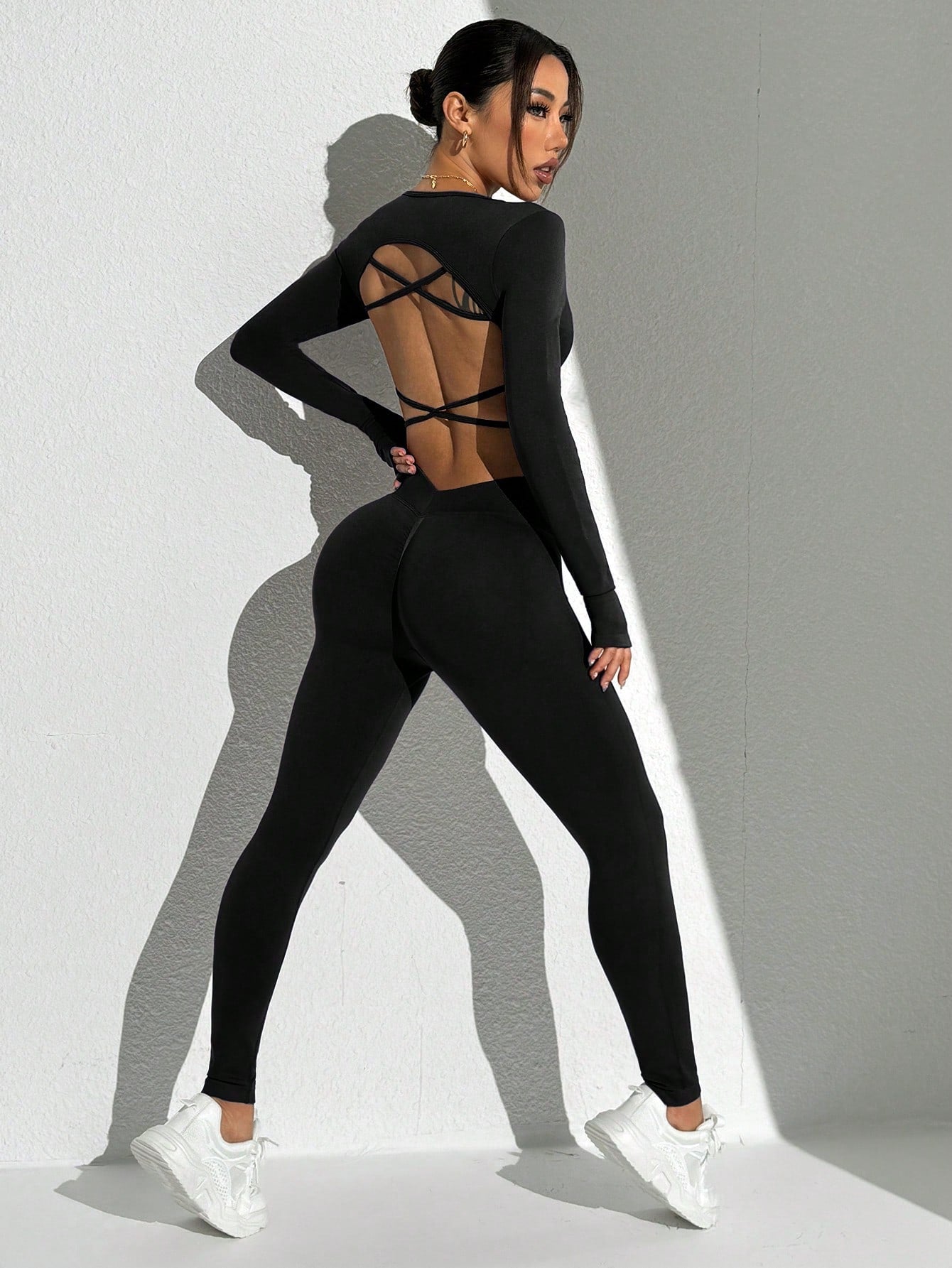 Seamless Solid Color Backless Long Sleeve And Pants Sports Set Workout Women Sets