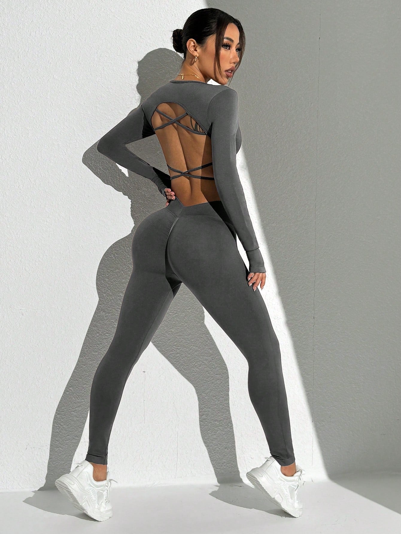 Seamless Solid Color Backless Long Sleeve And Pants Sports Set Workout Women Sets