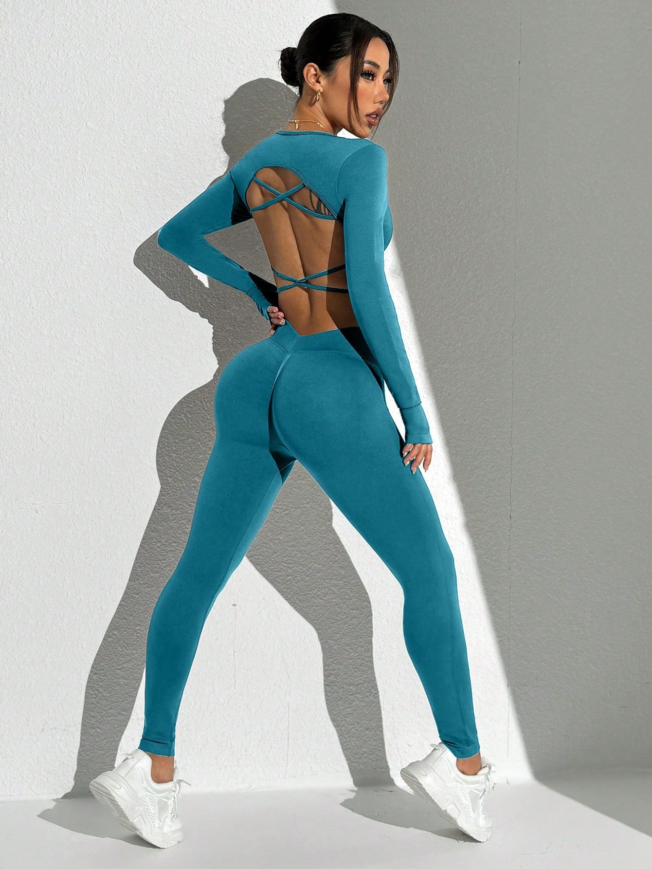 Seamless Solid Color Backless Long Sleeve And Pants Sports Set Workout Women Sets