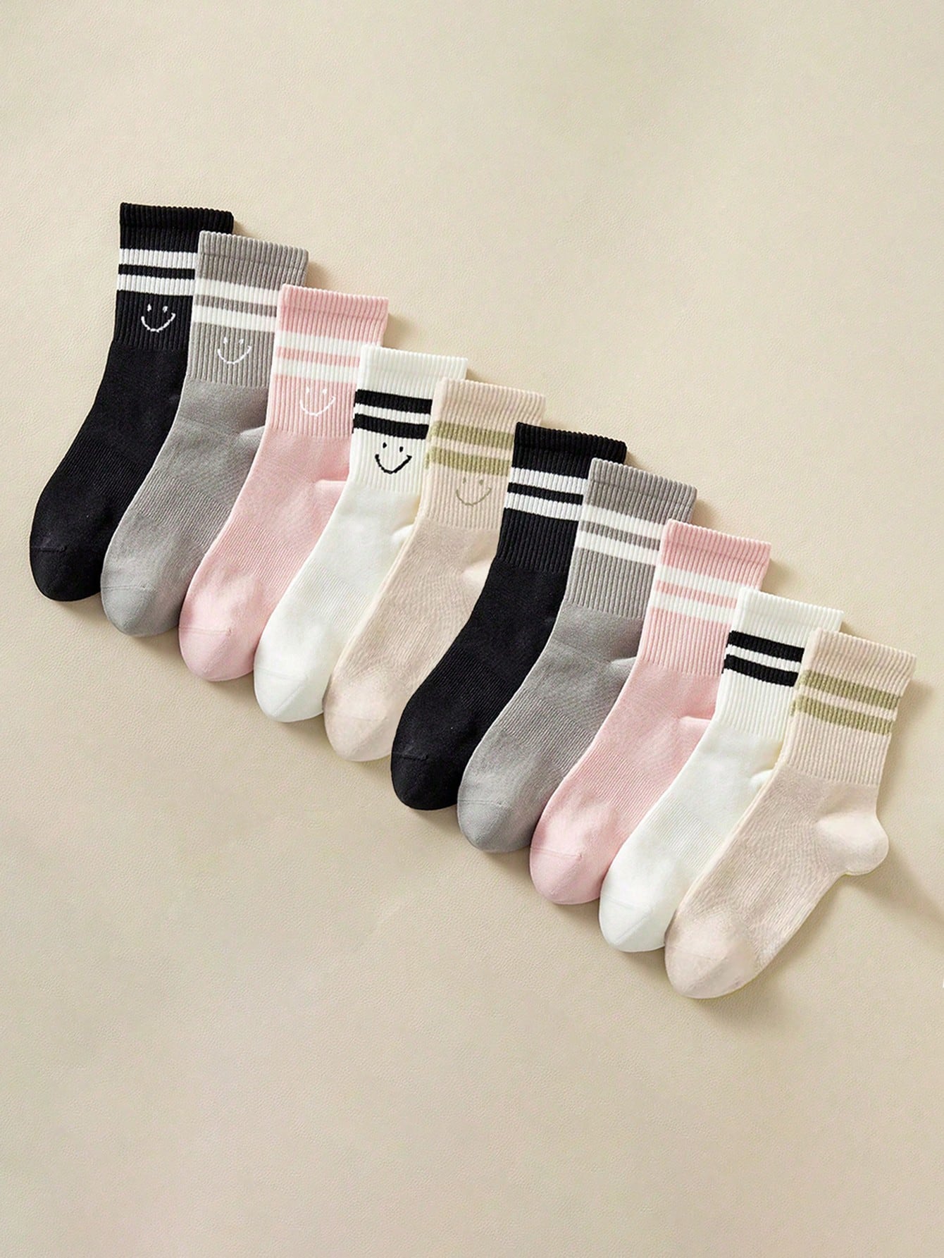 5 Pairs Women's Solid Color, Stripe, Line, Heart Print Fashion Socks, Soft Comfortable Breathable Casual Mid-Calf Socks For Everyday Wear